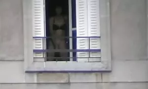 Ibu anak itu koleksi video lucah untuk dia.