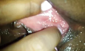 Saudara-saudaranya mengundang saya untuk melihat video lucah mandi seks.
