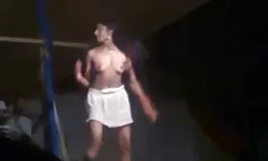 Di bilik lucah sedap mandi