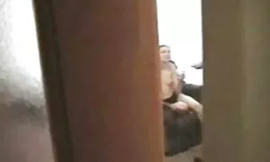 Mendapatkan video porno. nak tengok video lucah
