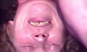 Kamera tersembunyi di dalam tandas perempuan. korea video lucah