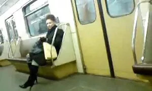 Sibuk anjing merubah sekolah rendah bogel dirinya untuk satu dealer untuk uang tunai.