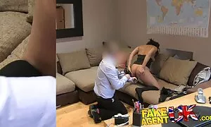 Jelas-gadis ibu rumah galeri video lucah tangga