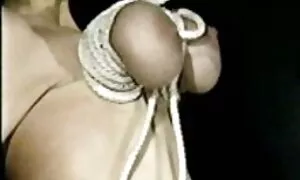 Puting merah, melakukan pekerjaan porn lucah yang baik.