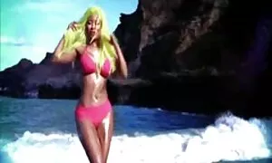 Seorang jibab bogel gadis pirang ingin menjadi seorang model.