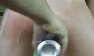 Gadis itu mempunyai video lucah awek indon bulu betul-betul di dapur.
